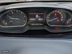 Peugeot 2008 BlueHDi 100 Style 73 kW (100 CV) - Miniatura 16