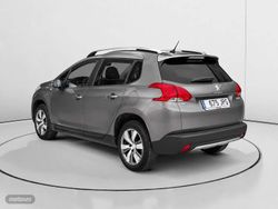 Peugeot 2008 BlueHDi 100 Style 73 kW (100 CV) - Miniatura 5