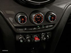 Mini Countryman Cooper 100 kW (136 CV) - Miniatura 25