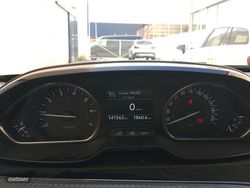 Peugeot 2008 PureTech 110 S&S Allure 81 kW (110 CV) - Miniatura 15