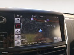 Peugeot 2008 PureTech 110 S&S Allure 81 kW (110 CV) - Miniatura 17