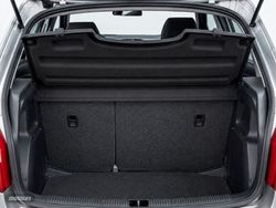 Skoda Fabia 1.6 TDI Young 66 kW (90 CV) - Miniatura 11