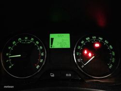 Skoda Fabia 1.6 TDI Young 66 kW (90 CV) - Miniatura 12