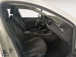 Peugeot 308 PureTech 130 S&S Allure Pack 96 kW (130 CV) - Miniatura 12
