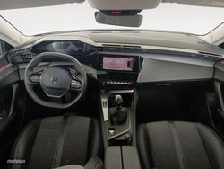 Peugeot 308 PureTech 130 S&S Allure Pack 96 kW (130 CV) - Miniatura 8