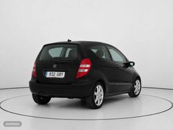 Mercedes Clase A 150 Classic 70 kW (95 CV) - Miniatura 3