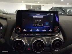Nissan Juke DIG-T Acenta DCT 84 kW (114 CV) - Miniatura 16