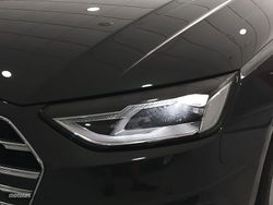 Audi A4 Advanced 30 TDI 100 kW (136 CV) S tronic - Miniatura 24