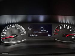 Peugeot 2008 BlueHDi 110 S&S Active 81 kW (110 CV) - Miniatura 15