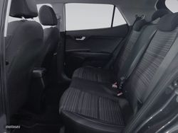 Kia Stonic 1.0 T-GDi Drive DCT 88 kW (120 CV) - Miniatura 12