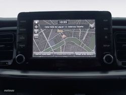 Kia Stonic 1.0 T-GDi Drive DCT 88 kW (120 CV) - Miniatura 17