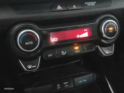 Kia Stonic 1.0 T-GDi Drive DCT 88 kW (120 CV) - Miniatura 20