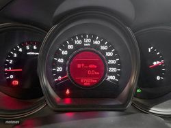 Kia Ceed 1.4 CRDi WGT Concept Plus 66 kW (90 CV) - Miniatura 16
