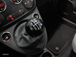 Fiat 500 1.0 Hybrid Dolcevita 51 kW (70 CV) - Miniatura 15