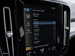 Volvo XC40 T4 Recharge PHEV Core Auto 155 kW (211 CV) - Miniatura 19