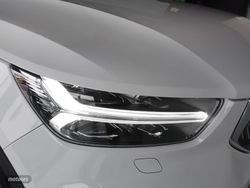 Volvo XC40 T4 Recharge PHEV Core Auto 155 kW (211 CV) - Miniatura 23