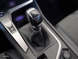 Peugeot 308 PureTech 130 S&S Allure 96 kW (130 CV) - Miniatura 16
