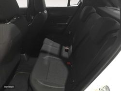 Fiat 600 1.2 MHEV DDCT 74 kW (100 CV) - Miniatura 11
