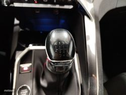 Peugeot 3008 PureTech 130 S&S Active Pack 96 kW (130 CV) - Miniatura 11