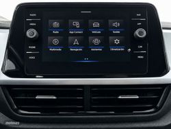 Volkswagen T-Roc Life 2.0 TDI 85 kW (115 CV) - Miniatura 16