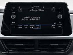 Volkswagen T-Roc Life 2.0 TDI 85 kW (115 CV) - Miniatura 18