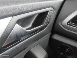 Volkswagen T-Roc Life 2.0 TDI 85 kW (115 CV) - Miniatura 22