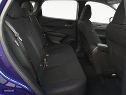 Nissan Qashqai DIG-T 140 mHEV Acenta 4x2 103 kW (140 CV) - Miniatura 9