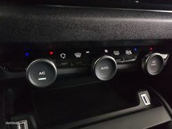 Citroen C4 PureTech 130 S&S 6v Plus 96 kW (131 CV) - Miniatura 21