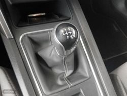 Seat Leon 2.0 TDI S&S Style XL 85 kW (115 CV) - Miniatura 14