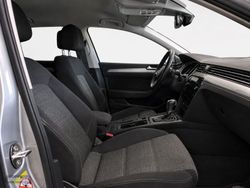 Volkswagen Passat Executive 2.0 TDI 90 kW (122 CV) DSG - Miniatura 12