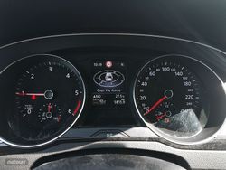 Volkswagen Passat Executive 2.0 TDI 90 kW (122 CV) DSG - Miniatura 15