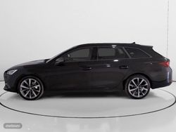 Seat Leon 2.0 TDI S&S FR Go L DSG 110 kW (150 CV) - Miniatura 6