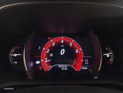 Renault Megane RS Trophy TCe 221 kW (300 CV) GPF - Miniatura 16