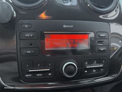 Dacia Sandero TCE 90 GLP Ambiance 66 kW (90 CV) - Miniatura 18