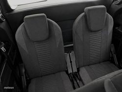 Peugeot 5008 PureTech 130 S&S Active Pack 96 kW (130 CV) - Miniatura 13