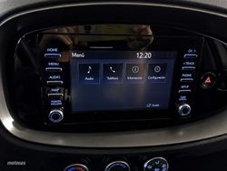 Toyota Aygo X Cross 1.0 VVT-I Undercover CVT 53 kW (72 CV) - Miniatura 16