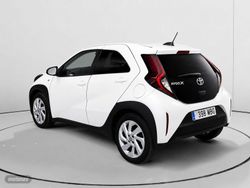 Toyota Aygo X Cross 1.0 VVT-I Undercover CVT 53 kW (72 CV) - Miniatura 5