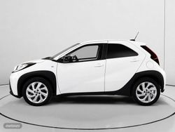 Toyota Aygo X Cross 1.0 VVT-I Undercover CVT 53 kW (72 CV) - Miniatura 6