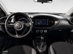 Toyota Aygo X Cross 1.0 VVT-I Undercover CVT 53 kW (72 CV) - Miniatura 8