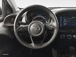Toyota Aygo X Cross 1.0 VVT-I Undercover CVT 53 kW (72 CV) - Miniatura 9