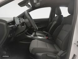 MG MG3 Hybrid+ 1.5 Comfort 85 kW (116 CV) - Miniatura 11