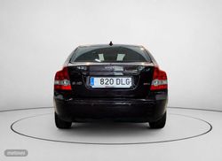 Volvo S 40 2.0 D Momentum 100 kW (136 CV) - Miniatura 4