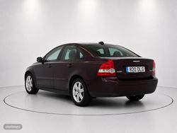 Volvo S 40 2.0 D Momentum 100 kW (136 CV) - Miniatura 5