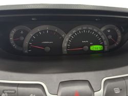 Ssangyong Rodius D22T Line 131 kW (178 CV) - Miniatura 16