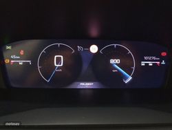 Peugeot 2008 PureTech 100 S&S Allure 75 kW (100 CV) - Miniatura 16