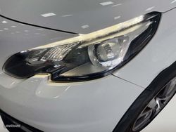 Peugeot 2008 PureTech 110 S&S Allure EAT6 81 kW (110 CV) - Miniatura 24