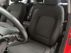 Hyundai Kona 1.6 GDI HEV Maxx DCT 104 kW (141 CV) - Miniatura 22