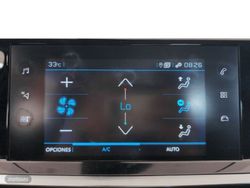 Peugeot 2008 BlueHDi 110 Allure 81 kW (110 CV) - Miniatura 22