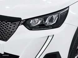 Peugeot 2008 BlueHDi 110 Allure 81 kW (110 CV) - Miniatura 25