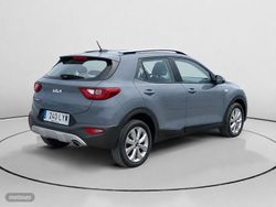 Kia Stonic 1.0 T-GDi MHEV Concept Plus 74 kW (100 CV) - Miniatura 3